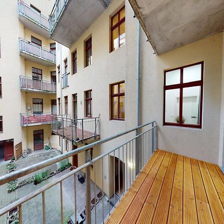 Sweethome - Luxus Pur - Grosse Kueche, Wifi Magdebourg Extérieur photo