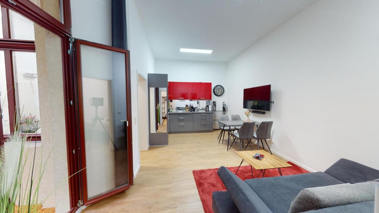 Sweethome - Luxus Pur - Grosse Kueche, Wifi Magdebourg Extérieur photo