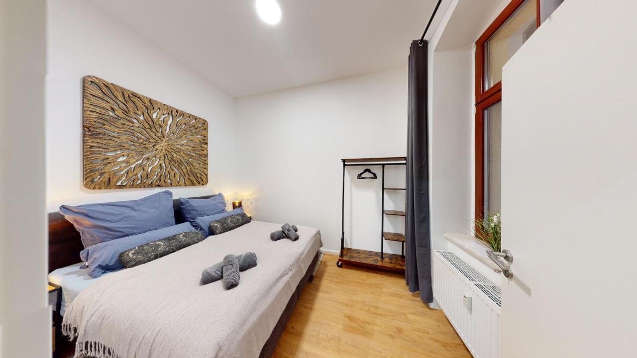 Sweethome - Luxus Pur - Grosse Kueche, Wifi Magdebourg Extérieur photo