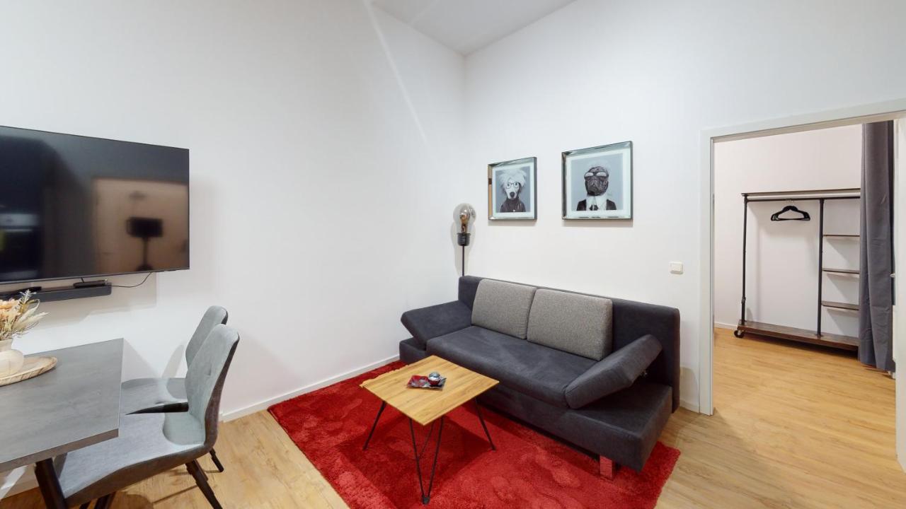 Sweethome - Luxus Pur - Grosse Kueche, Wifi Magdebourg Extérieur photo